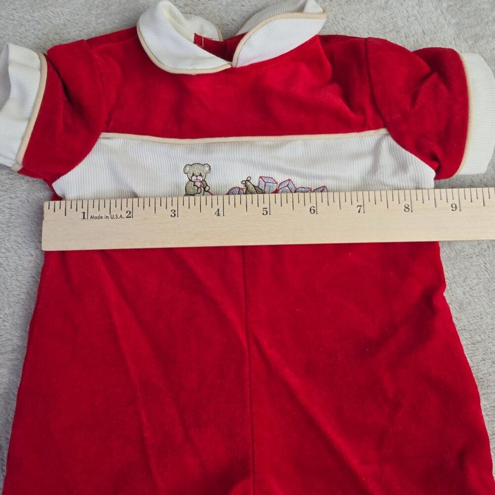 Vintage Fawn Togs Baby Romper 6M Red Velour Teddy Toy Cars USA 70s 80s One Piece - Picture 6 of 8